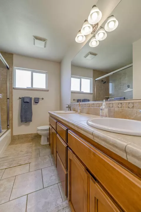 6403 Merle Dr, Redding, CA 96001 photo 24