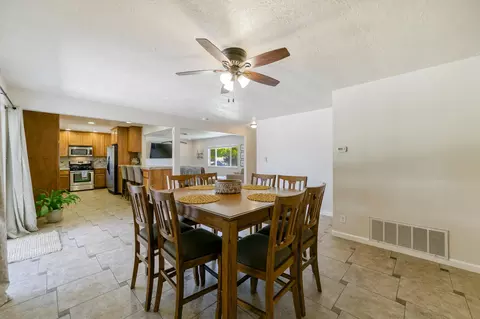 6403 Merle Dr, Redding, CA 96001 photo 13