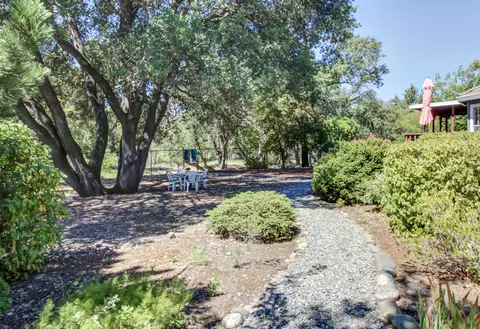 3277 Lake Redding Dr, Redding, CA 96003 photo 14