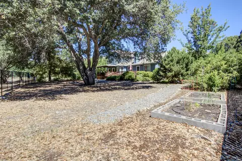 3277 Lake Redding Dr, Redding, CA 96003 photo 22