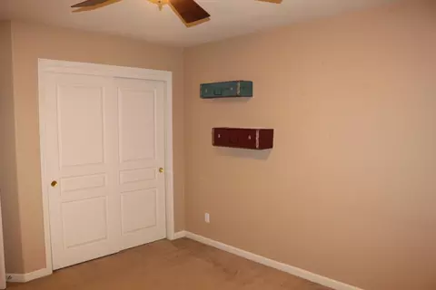 843 Paramount Way, Redding, CA 96003 photo 34