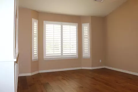 843 Paramount Way, Redding, CA 96003 photo 12