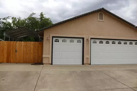 843 Paramount Way, Redding, CA 96003 photo 7
