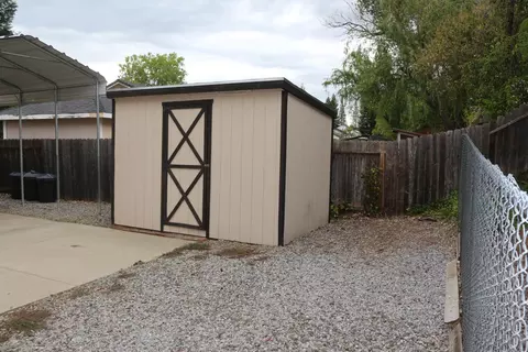 843 Paramount Way, Redding, CA 96003 photo 42