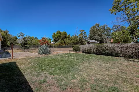 640 Leila Ave, Redding, CA 96002 photo 37
