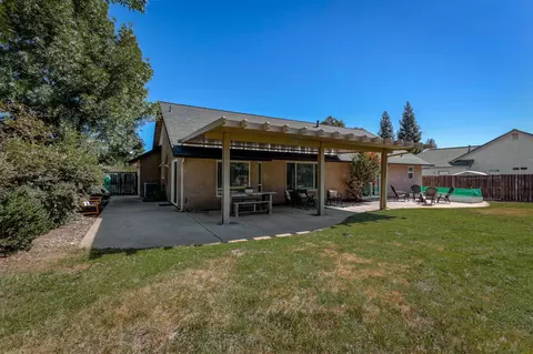 2751 Garnet Ct, Redding, CA 96001 photo 16