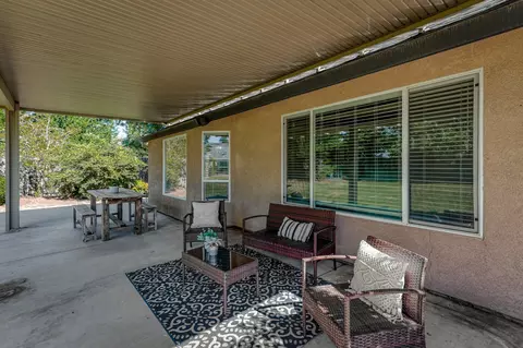 2751 Garnet Ct, Redding, CA 96001 photo 14