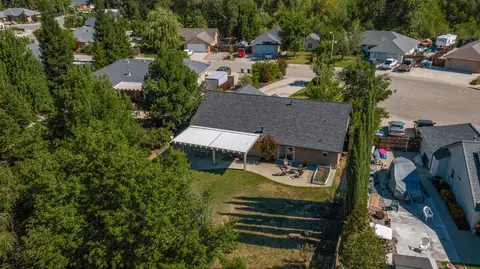 2751 Garnet Ct, Redding, CA 96001 photo 64