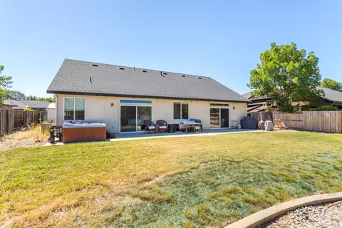 625 San Gabriel St, Redding, CA 96003 photo 28