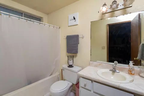 1140 Jaxon Way, Redding, CA 96003 photo 14