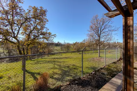1011 Rollingview Dr, Redding, CA 96003 photo 42