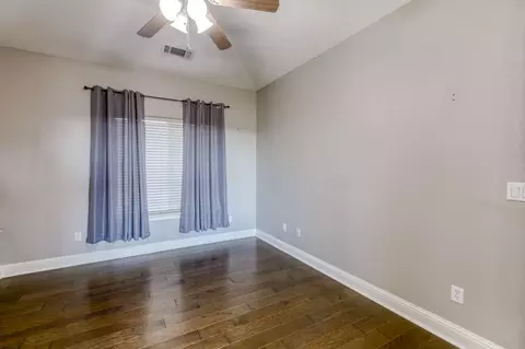 1011 Rollingview Dr, Redding, CA 96003 photo 14