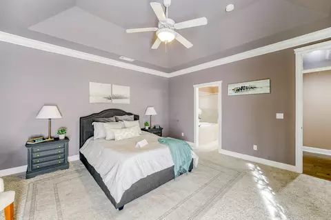 1011 Rollingview Dr, Redding, CA 96003 photo 25