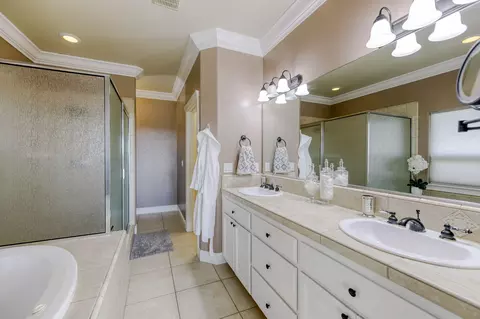 1011 Rollingview Dr, Redding, CA 96003 photo 27