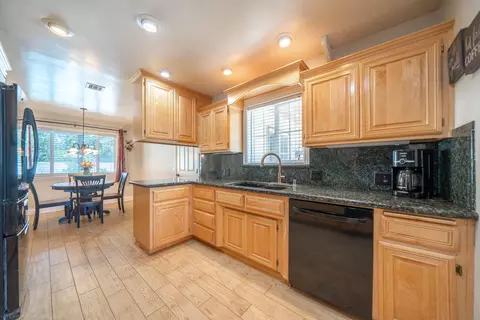 4759 Alta Rico Dr, Redding, CA 96002 photo 17