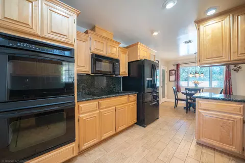 4759 Alta Rico Dr, Redding, CA 96002 photo 18