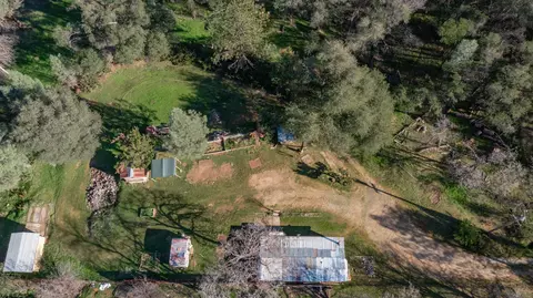 2155 Old Oregon Trl, Redding, CA 96003 photo 8