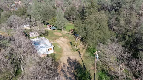 2155 Old Oregon Trl, Redding, CA 96003 photo 5