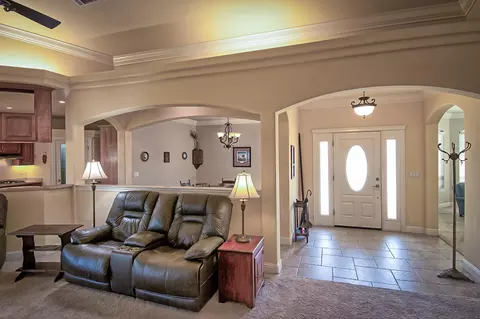 596 El Mango Dr, Redding, CA 96003 photo 7
