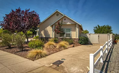 596 El Mango Dr, Redding, CA 96003 photo 52