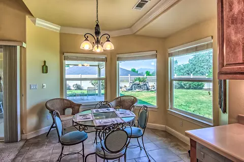 596 El Mango Dr, Redding, CA 96003 photo 21