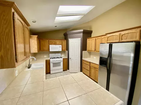 7248 Platinum Way, Redding, CA 96001 photo 18