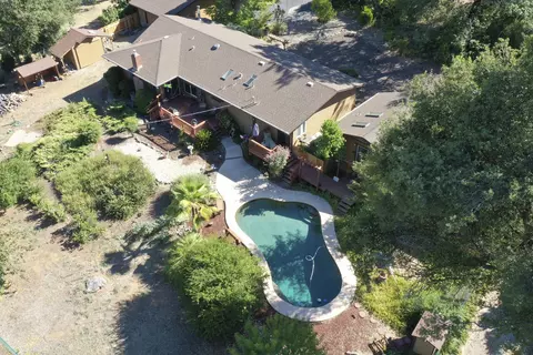 8489 Valley View Rd, Redding, CA 96001 photo 47
