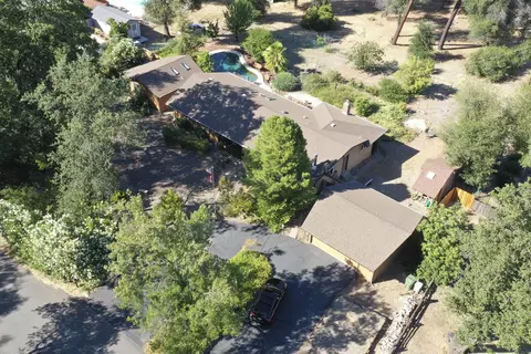 8489 Valley View Rd, Redding, CA 96001 photo 50