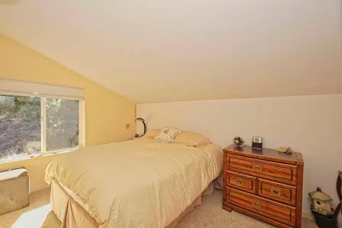8489 Valley View Rd, Redding, CA 96001 photo 40