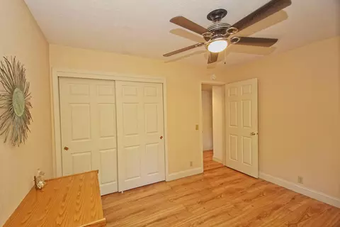 8489 Valley View Rd, Redding, CA 96001 photo 32