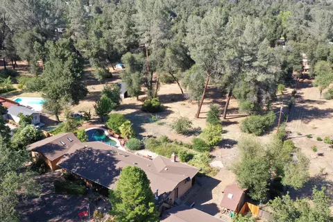 8489 Valley View Rd, Redding, CA 96001 photo 54