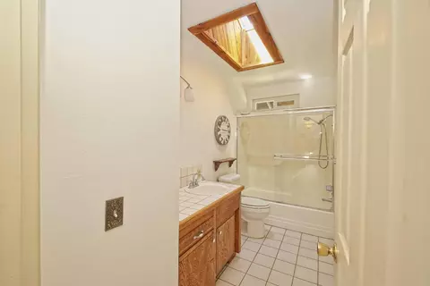 8489 Valley View Rd, Redding, CA 96001 photo 23