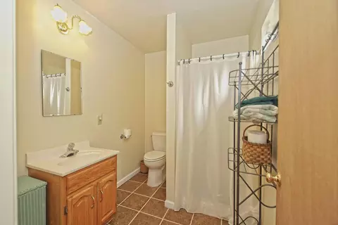 8489 Valley View Rd, Redding, CA 96001 photo 38