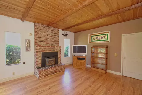 8489 Valley View Rd, Redding, CA 96001 photo 21