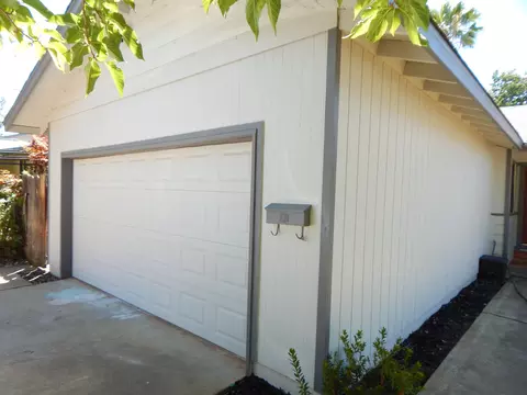 2700 Alfreda Way, Redding, CA 96002 photo 2