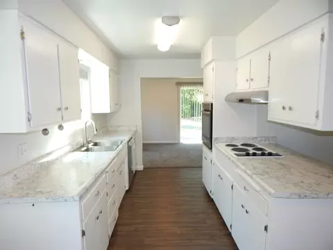 2700 Alfreda Way, Redding, CA 96002 photo 5