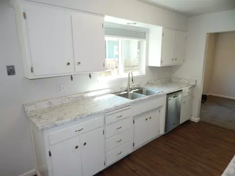 2700 Alfreda Way, Redding, CA 96002 photo 6