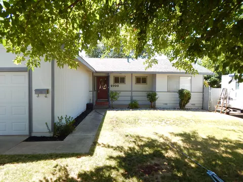 2700 Alfreda Way, Redding, CA 96002 photo 1