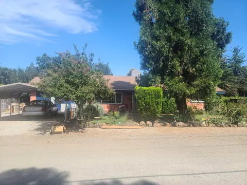 6943 Russell Ln, Redding, CA 96002 photo 1