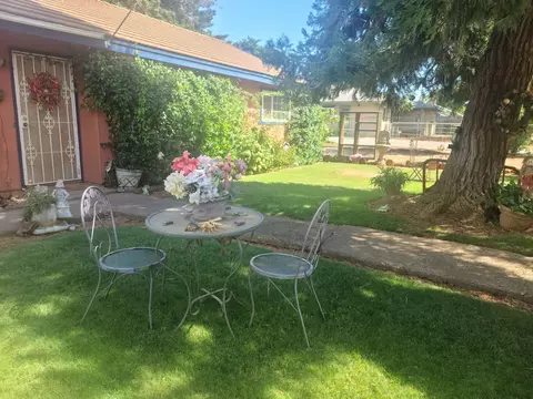 6943 Russell Ln, Redding, CA 96002 photo 18