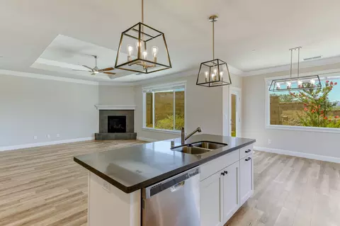 140 Trek Ln, Redding, CA 96003 photo 11