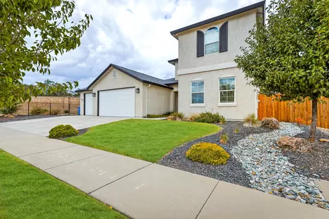 140 Trek Ln, Redding, CA 96003 photo 1