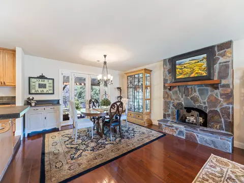 3320 Winding Way, Redding, CA 96003 photo 5