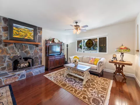 3320 Winding Way, Redding, CA 96003 photo 7