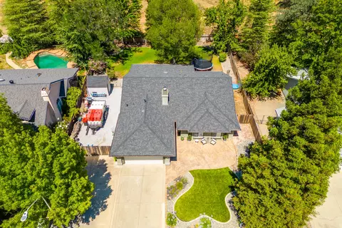 5902 Beaumont Dr, Redding, CA 96003 photo 33