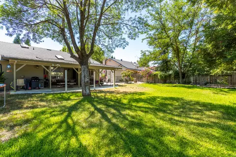 5902 Beaumont Dr, Redding, CA 96003 photo 39