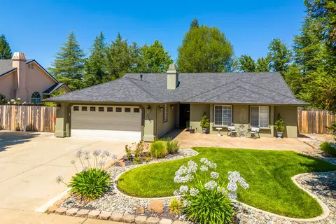 5902 Beaumont Dr, Redding, CA 96003 photo 1