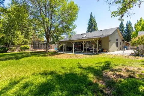 5902 Beaumont Dr, Redding, CA 96003 photo 37