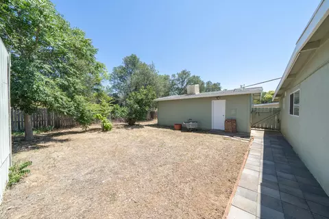 2859 Victor Ave, Redding, CA 96002 photo 32