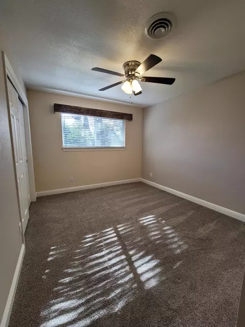 2027 Meadowbrook Dr, Redding, CA 96001 photo 36